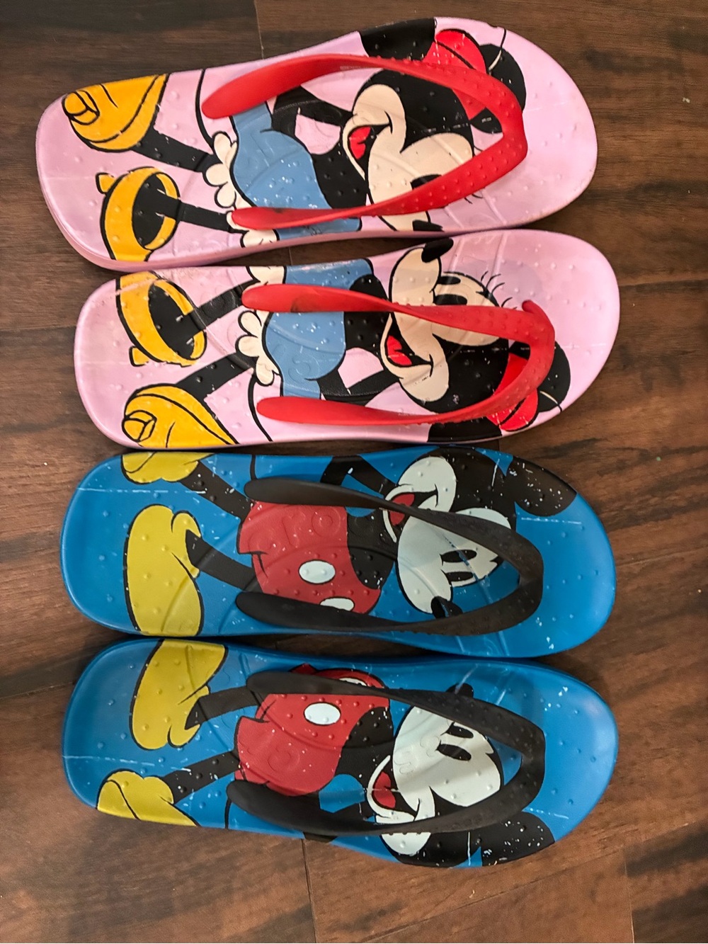 Mickey & Minnie Crocs Flip Flop Sandals - Pink & Blue 8 Womens beach pool Disney
